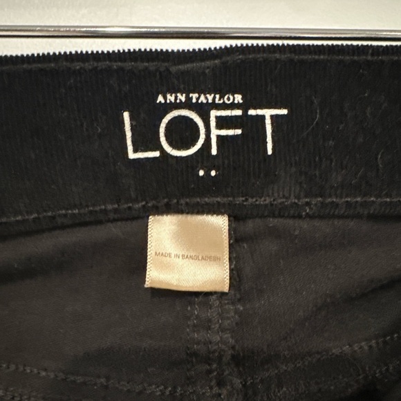 LOFT Women’s 4 Black Modern Skinny Velvet Pants Stretch - Picture 2 of 7